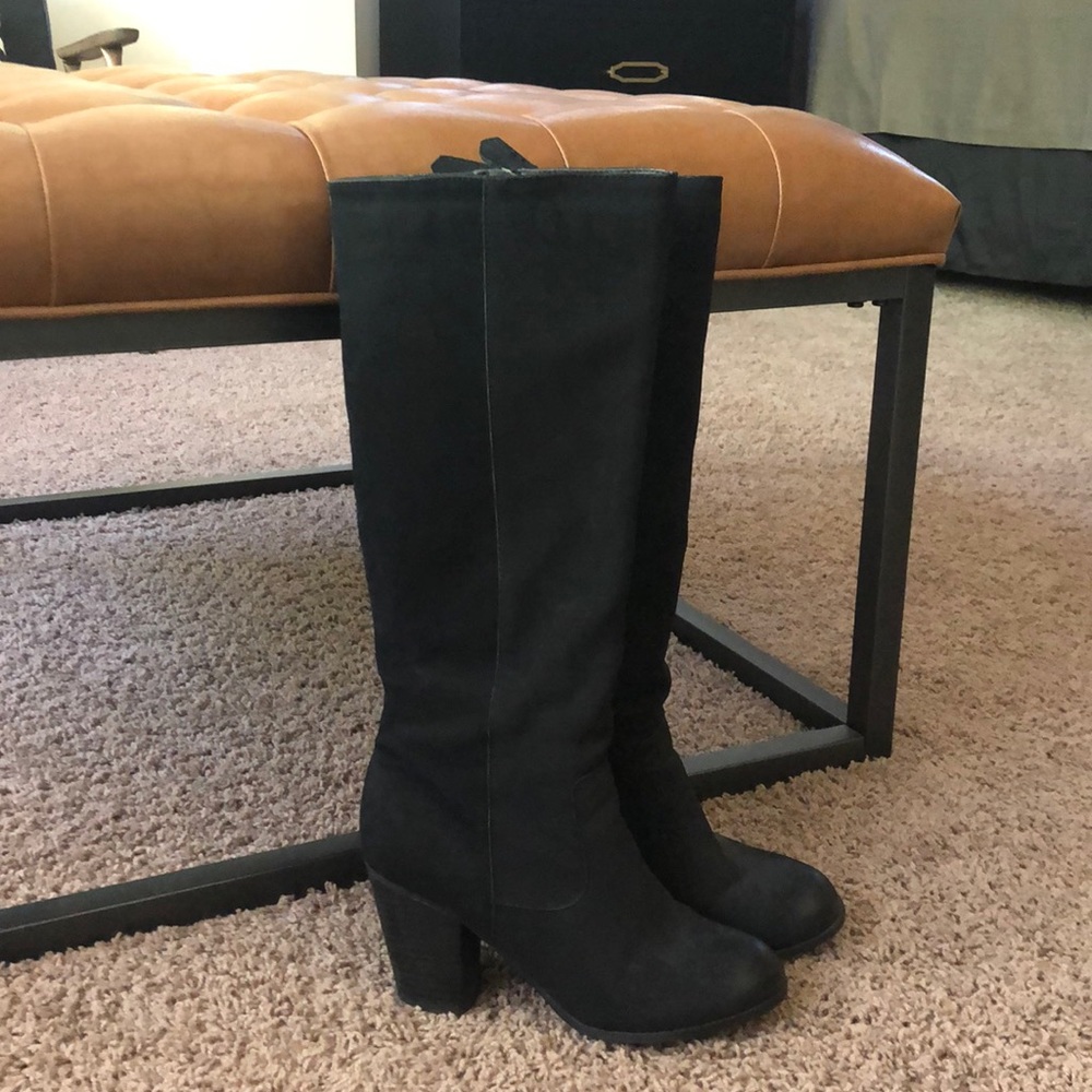 Women’s Sued-ish leather boots